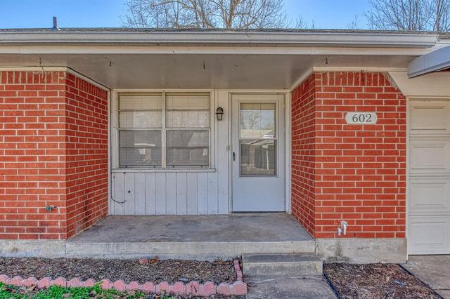 602 Redwood Drive, Noble, OK 73068