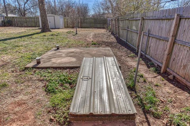 602 Redwood Drive, Noble, OK 73068