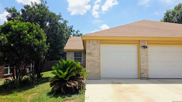 523 CLEARFIELD DR, New Braunfels, TX 78130