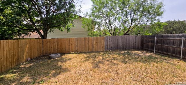 523 CLEARFIELD DR, New Braunfels, TX 78130