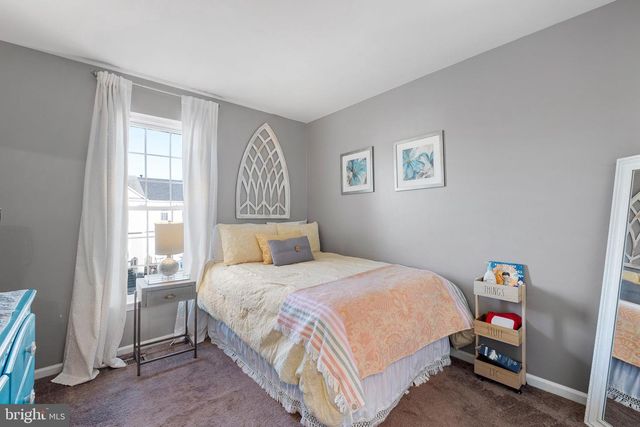 204 FINCH WAY, Newark, DE 19702