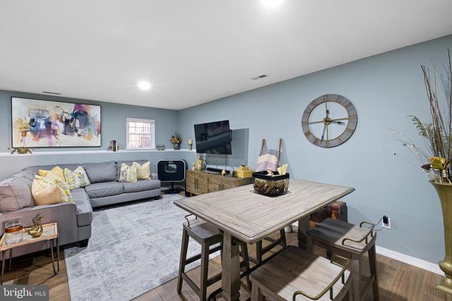 204 FINCH WAY, Newark, DE 19702