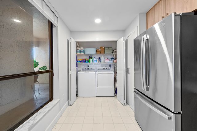 7460 La Paz Boulevard 304, Boca Raton, FL 33433