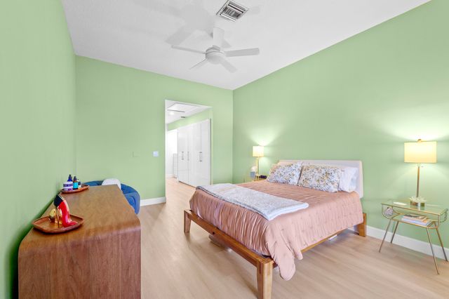 7460 La Paz Boulevard 304, Boca Raton, FL 33433