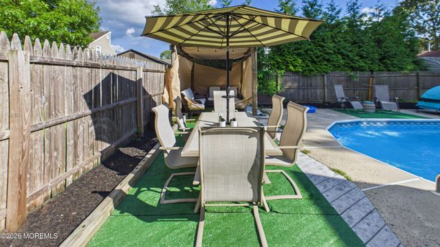 53 Cumberland Drive, Brick, NJ 08723