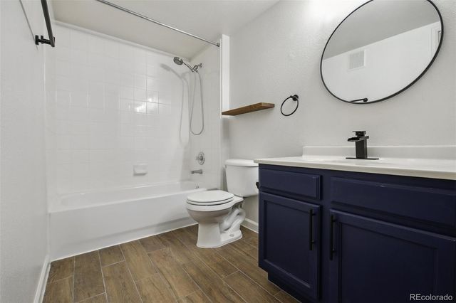 8775 W Berry Avenue 203, Littleton, CO 80123