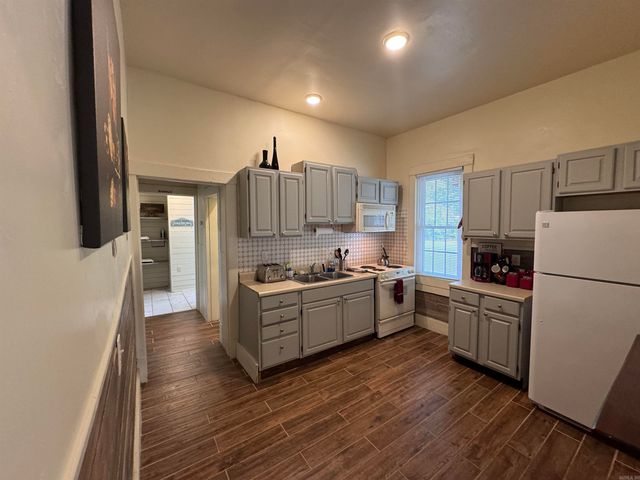 400 Sixth Street, Hot Springs, AR 71913