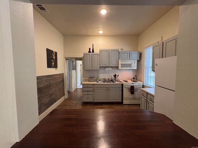 400 Sixth Street, Hot Springs, AR 71913