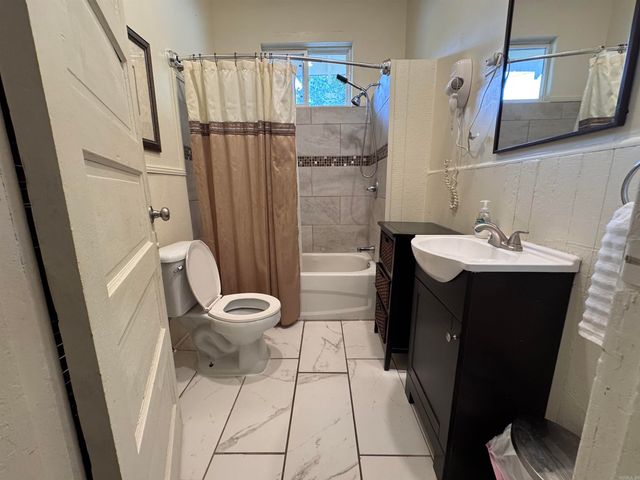 400 Sixth Street, Hot Springs, AR 71913