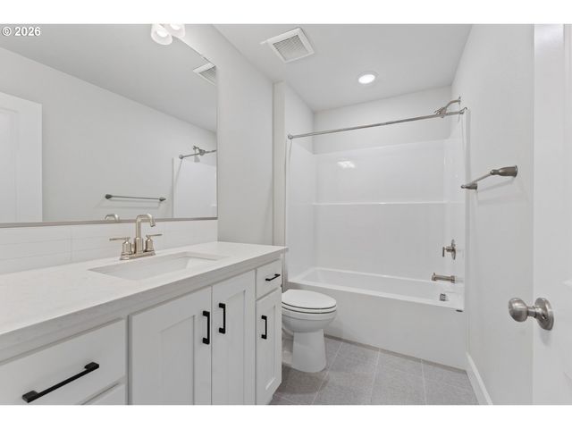 16414 Sw CAMBRIDGE Ln, Portland, OR 97224