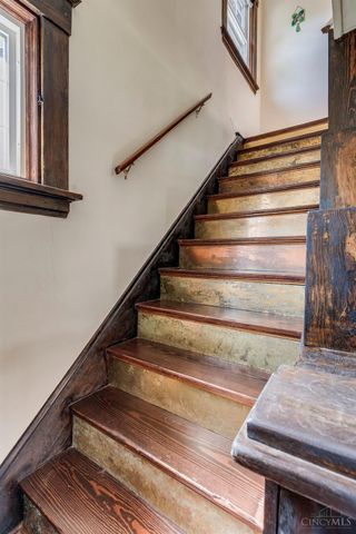 3095 Linwood Avenue, Cincinnati, OH 45208