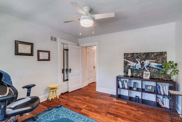 3095 Linwood Avenue, Cincinnati, OH 45208