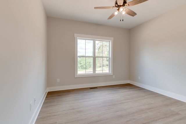 4961 Bill Baggett Rd, Cedar Hill, TN 37032
