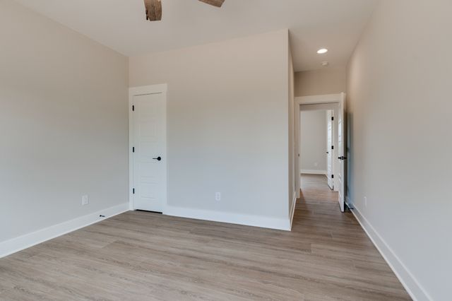 4961 Bill Baggett Rd, Cedar Hill, TN 37032