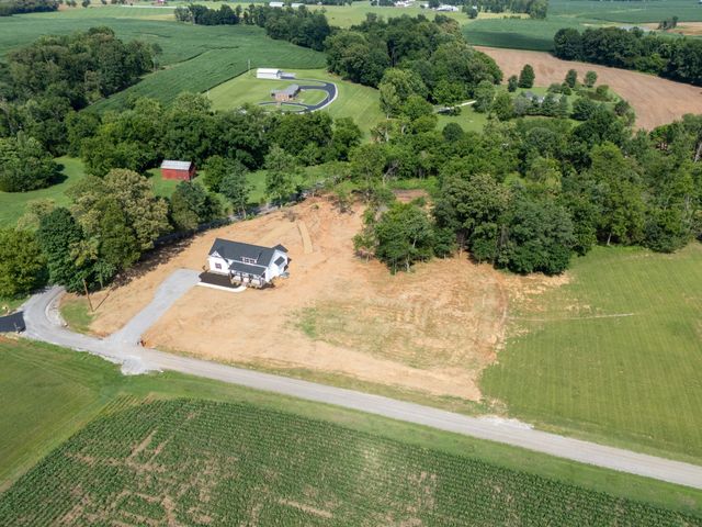 4961 Bill Baggett Rd, Cedar Hill, TN 37032