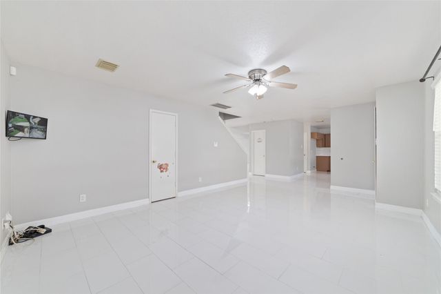 10831 Cayman Mist Drive, Houston, TX 77075