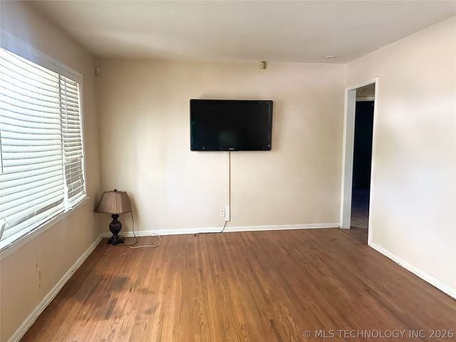 282 E 52nd Place N, Tulsa, OK 74126