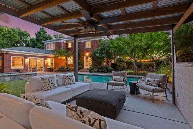 930 Sycamore Ave, Modesto, CA 95350