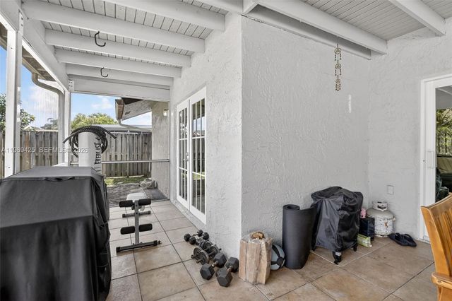 9731 NW 32nd Mnr, Sunrise, FL 33351