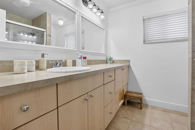 9731 NW 32nd Mnr, Sunrise, FL 33351