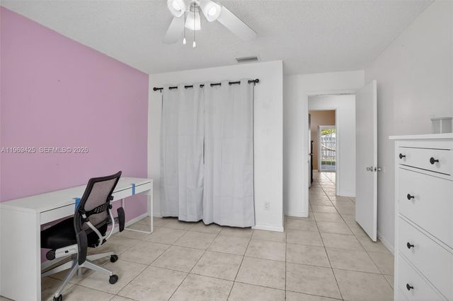 9731 NW 32nd Mnr, Sunrise, FL 33351