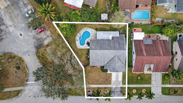 9731 NW 32nd Mnr, Sunrise, FL 33351