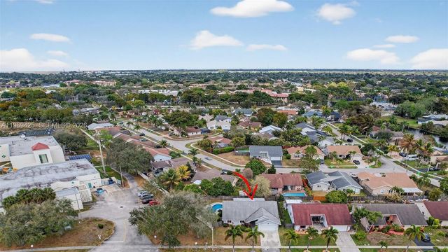 9731 NW 32nd Mnr, Sunrise, FL 33351