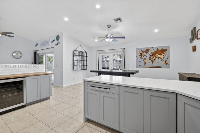 9731 NW 32nd Mnr, Sunrise, FL 33351