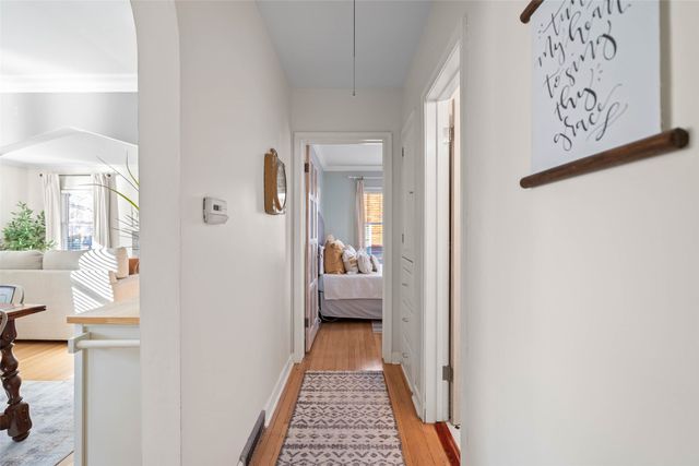 1633 38th Street, Des Moines, IA 50310