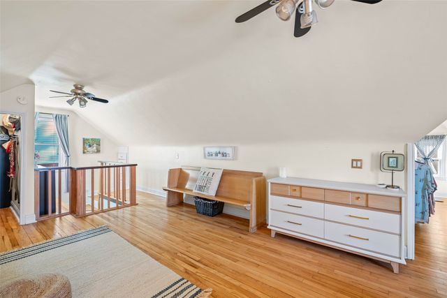 1633 38th Street, Des Moines, IA 50310