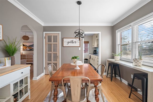 1633 38th Street, Des Moines, IA 50310