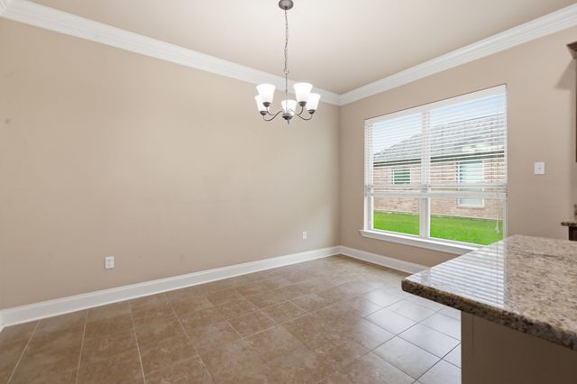 175 Highland Oaks Ave, Gray, LA 70359