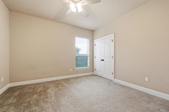 175 Highland Oaks Ave, Gray, LA 70359
