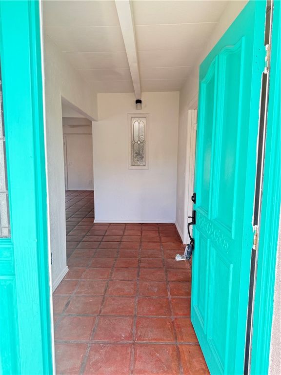 Image 2 of property listing at 54066 Avenida Velasco, La Quinta, CA 92253