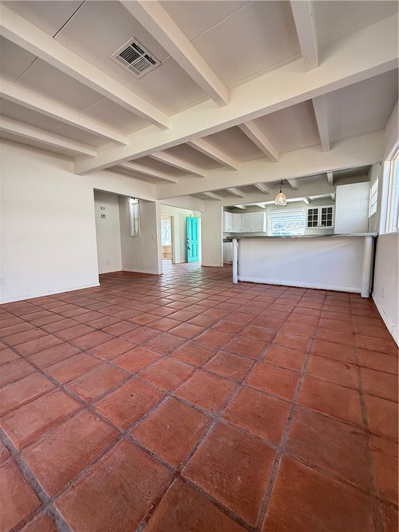 Image 3 of property listing at 54066 Avenida Velasco, La Quinta, CA 92253