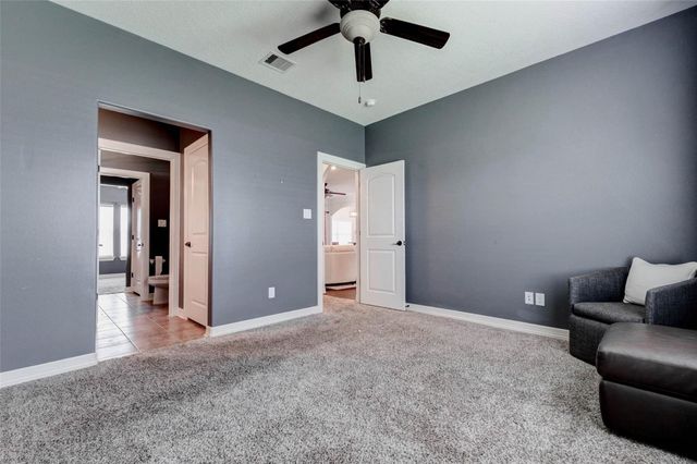 2688 Settlers Way Drive, Sealy, TX 77474