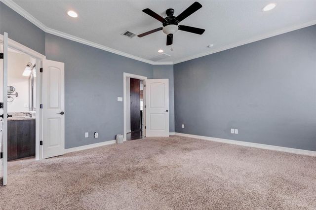 2688 Settlers Way Drive, Sealy, TX 77474