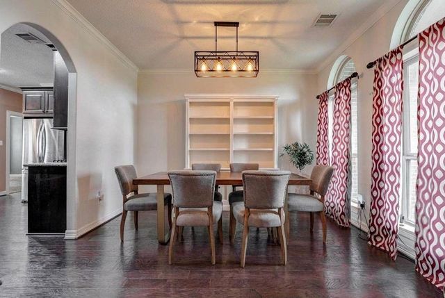 2688 Settlers Way Drive, Sealy, TX 77474