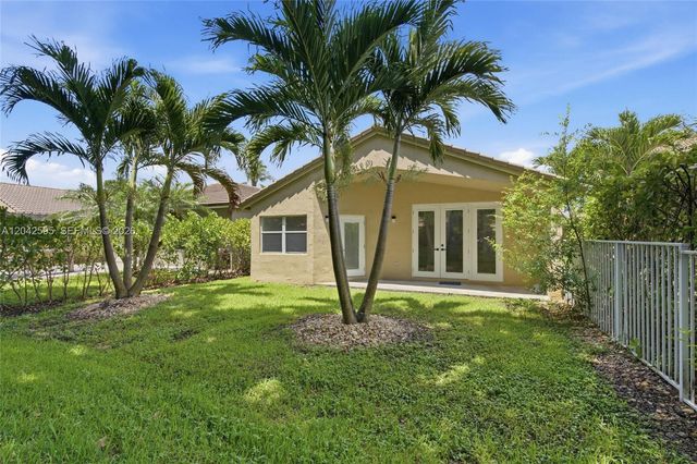 4114 Sapphire Street, Weston, FL 33331