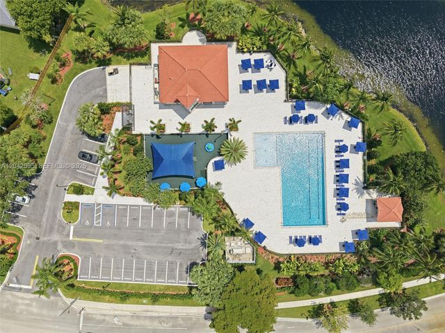 4114 Sapphire Street, Weston, FL 33331