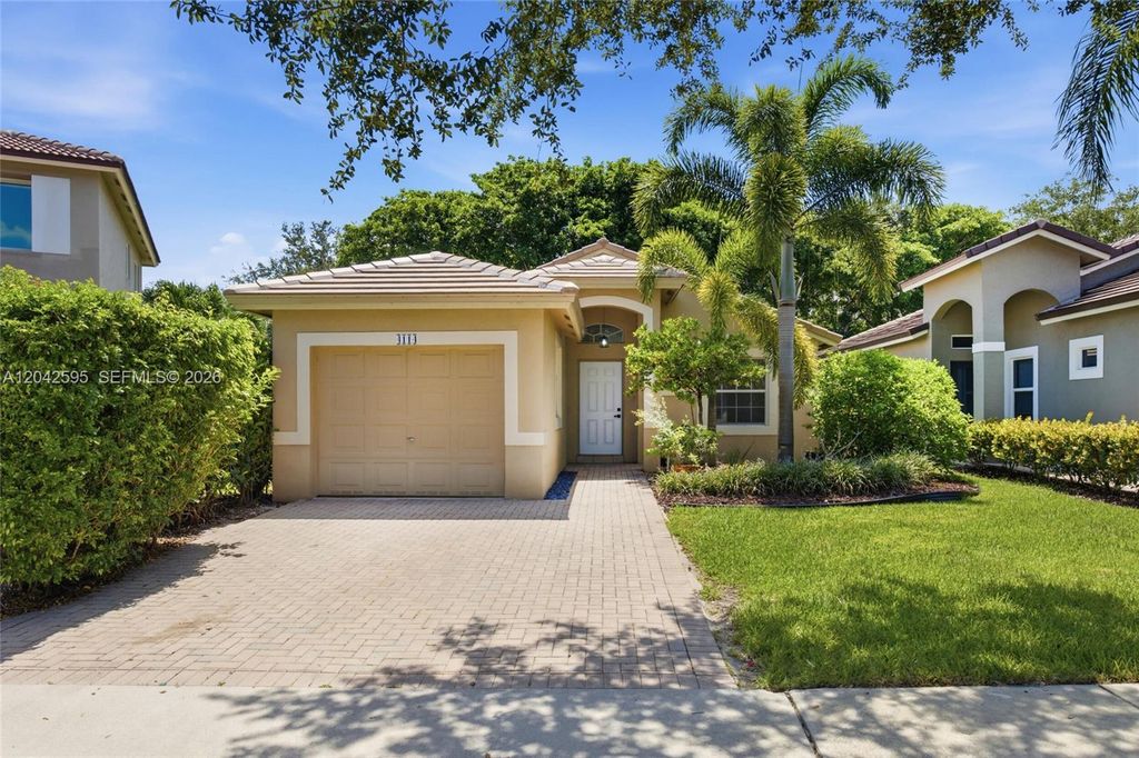 4114 Sapphire Street, Weston, FL 33331