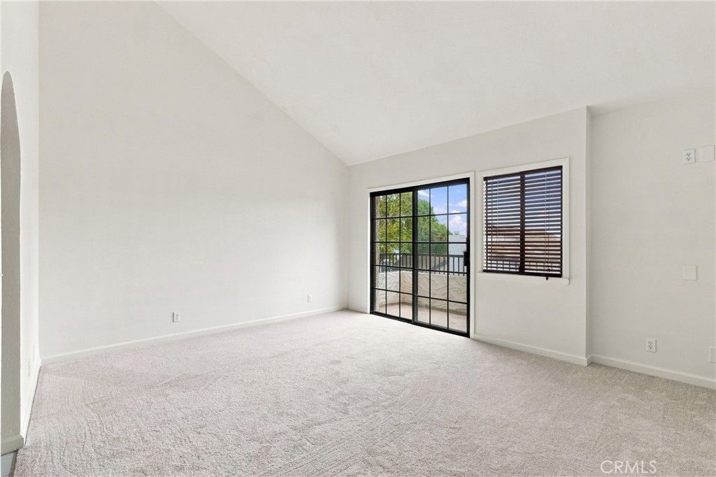 Image 14 of property listing at 534 Northpoint Circle, Santa Maria, CA 93455