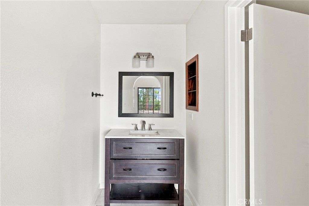 Image 17 of property listing at 534 Northpoint Circle, Santa Maria, CA 93455