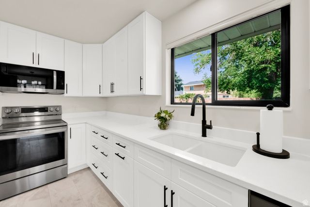 11530 S JORDAN POINT DR, Sandy, UT 84092