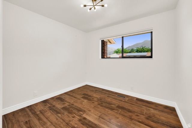 11530 S JORDAN POINT DR, Sandy, UT 84092