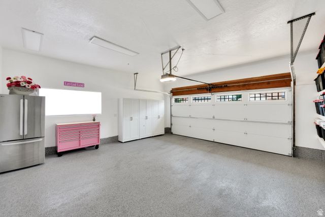 11530 S JORDAN POINT DR, Sandy, UT 84092
