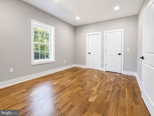 4909 CHURCH RD, Mount Laurel, NJ 08054