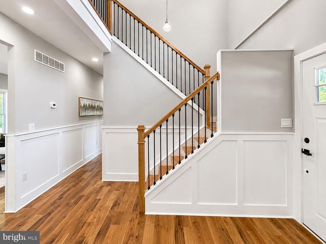 4909 CHURCH RD, Mount Laurel, NJ 08054