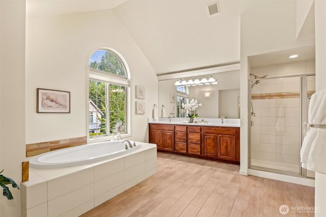 5209 157th Court NE, Redmond, WA 98052