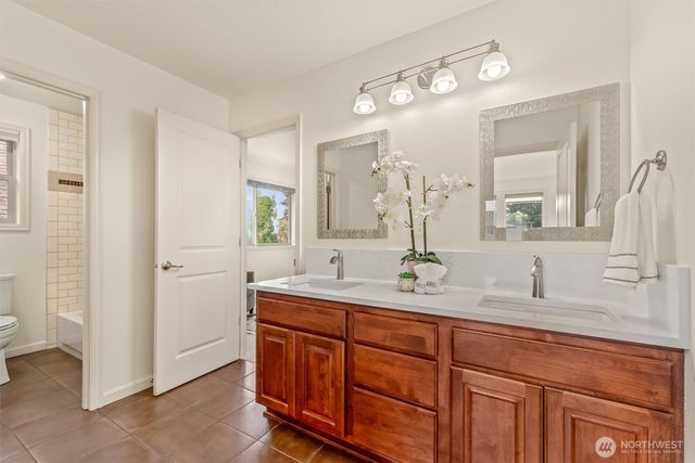 5209 157th Court NE, Redmond, WA 98052